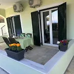 Corfuostria Sea View * Perama (Corfu)