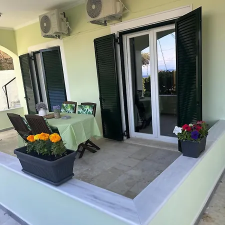 Corfuostria Sea View * Perama (Corfu)